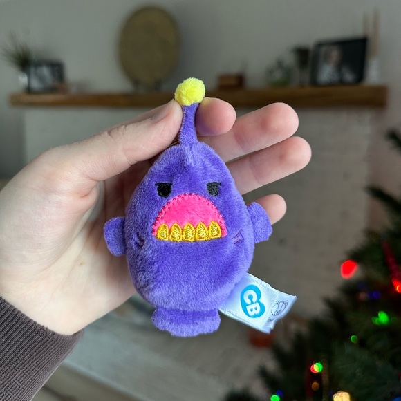 Snugglies angler fish plushy - Picture 1 of 4